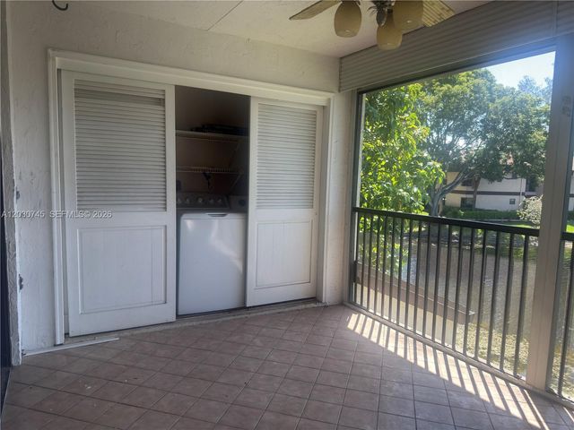 2526 N Carambola Circle N 1821, Coconut Creek, FL 33066