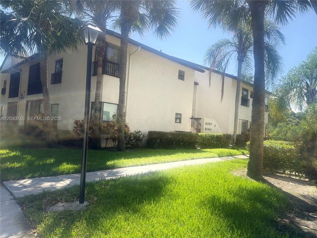 2526 N Carambola Circle N 1821, Coconut Creek, FL 33066