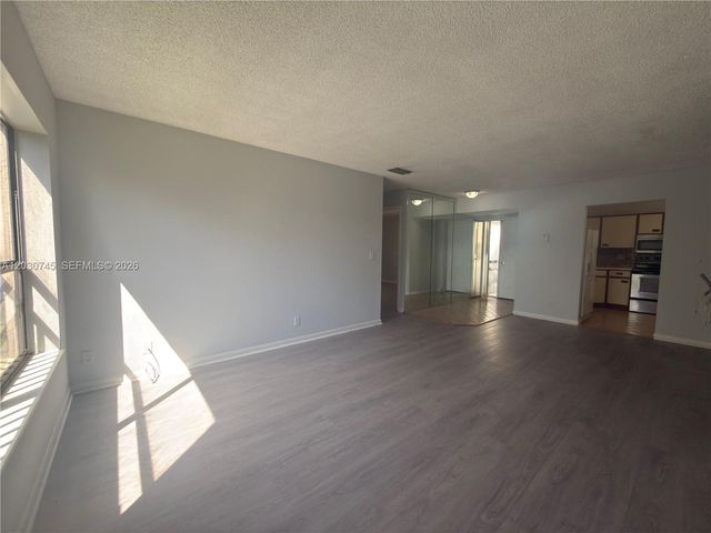 2526 N Carambola Circle N 1821, Coconut Creek, FL 33066