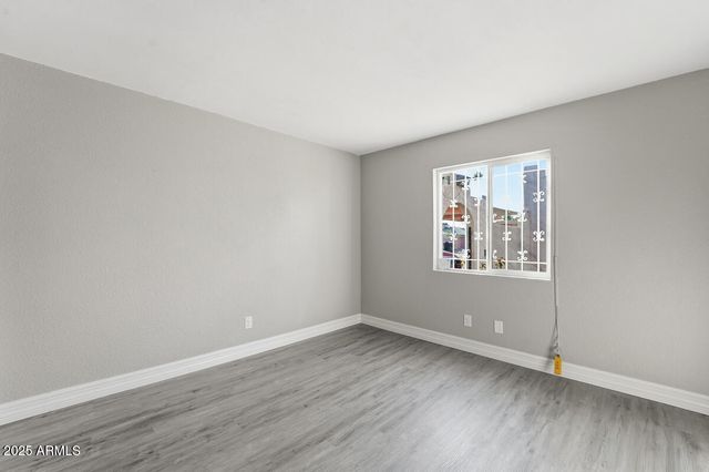 2847 N 46TH Avenue 10, Phoenix, AZ 85035