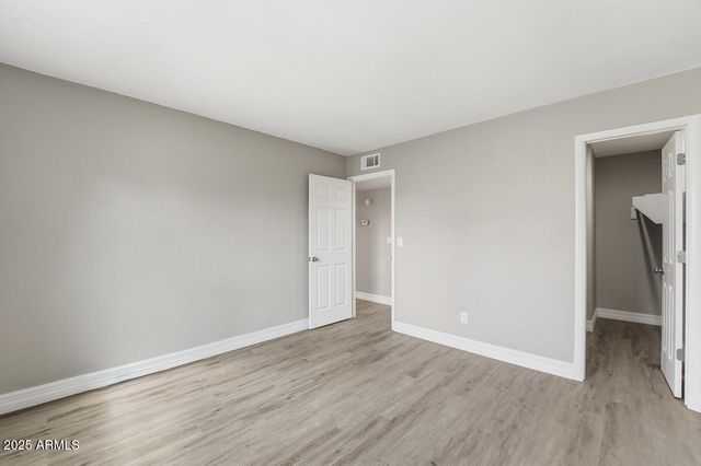 2847 N 46TH Avenue 10, Phoenix, AZ 85035