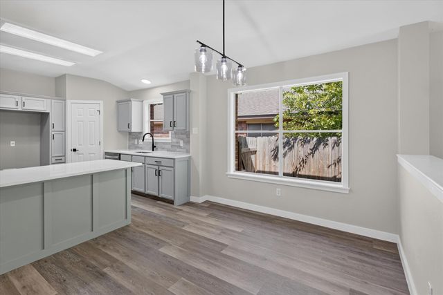 8817 Corran Ferry DR, Austin, TX 78749
