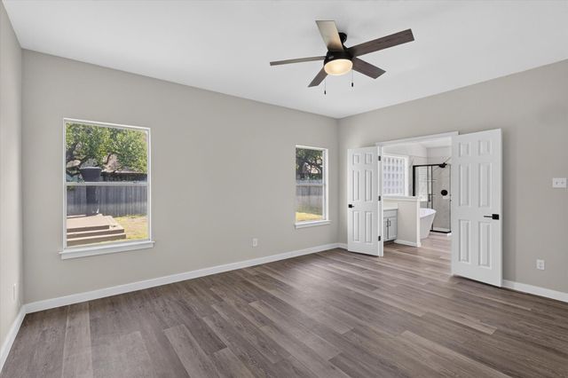 8817 Corran Ferry DR, Austin, TX 78749