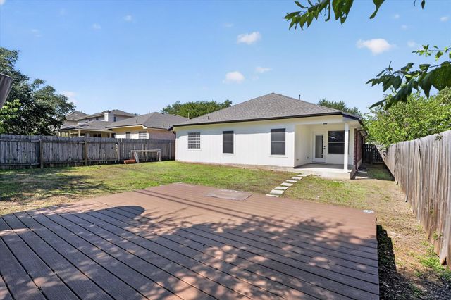 8817 Corran Ferry DR, Austin, TX 78749