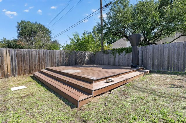 8817 Corran Ferry DR, Austin, TX 78749