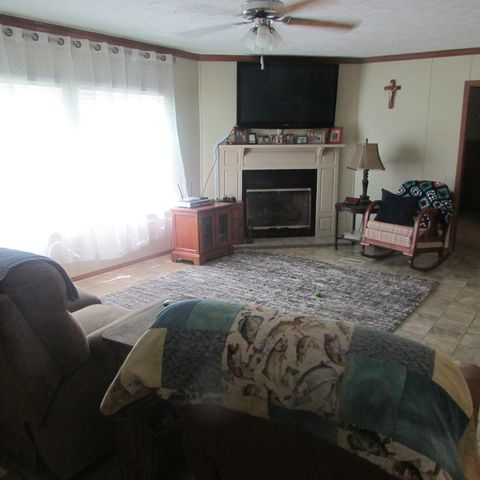75 Snell Rd, Ethridge, TN 38456