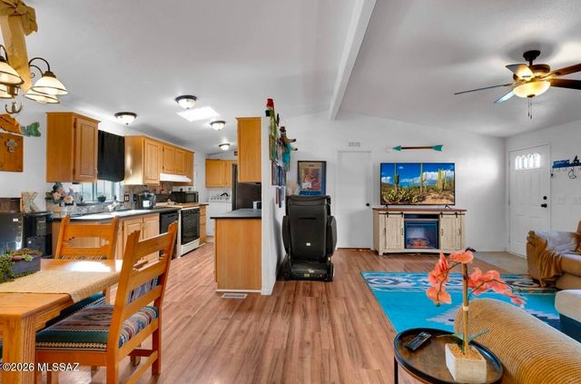 1901 W Three Kings, Vail, AZ 85641