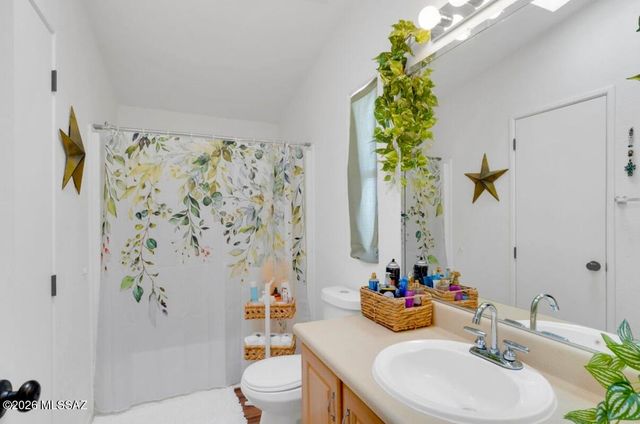 1901 W Three Kings, Vail, AZ 85641