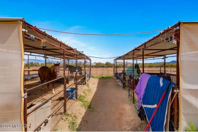 1901 W Three Kings, Vail, AZ 85641