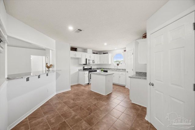 2012 Southwind Cir, Pensacola, FL 32506