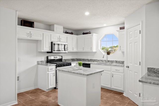 2012 Southwind Cir, Pensacola, FL 32506