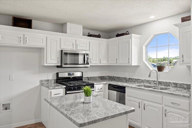 2012 Southwind Cir, Pensacola, FL 32506