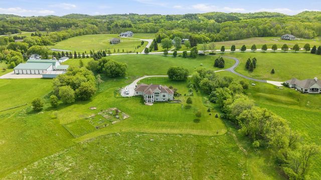1829 County Highway K, Hartford, WI 53027