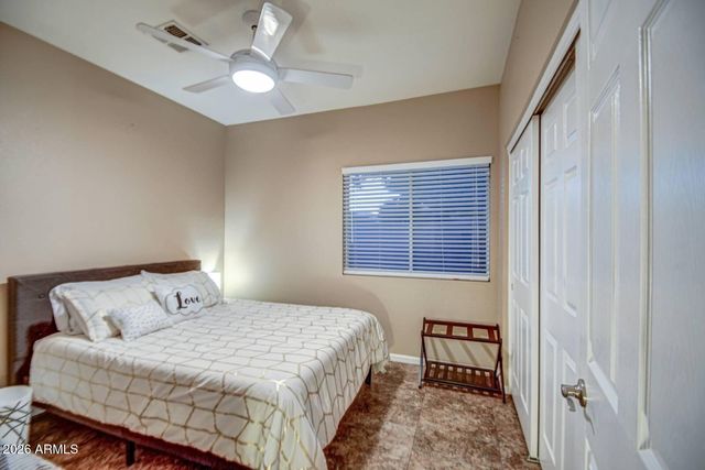 1676 E GLENHAVEN Drive, Phoenix, AZ 85048