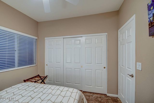 1676 E GLENHAVEN Drive, Phoenix, AZ 85048