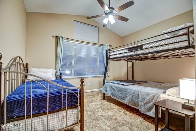 1676 E GLENHAVEN Drive, Phoenix, AZ 85048