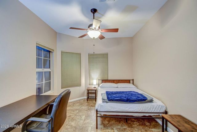 1676 E GLENHAVEN Drive, Phoenix, AZ 85048