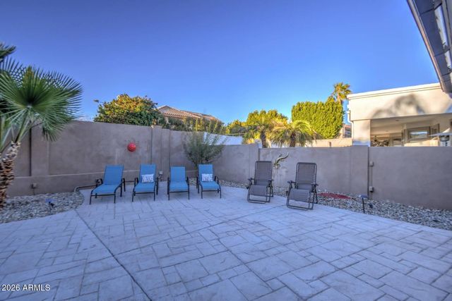 1676 E GLENHAVEN Drive, Phoenix, AZ 85048