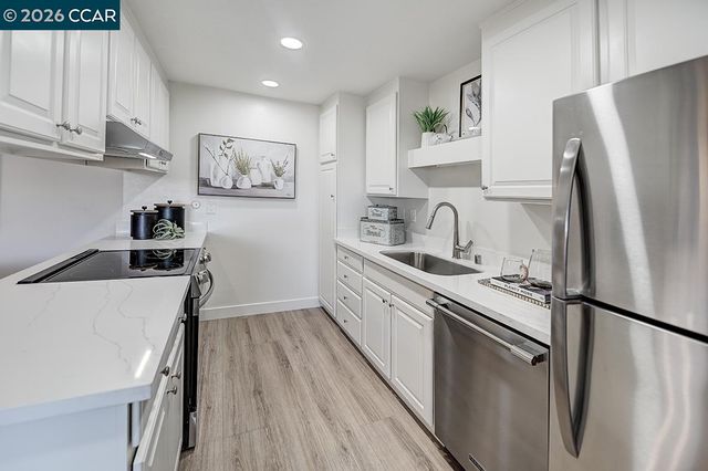 2101 PTARMIGAN DR 2, Walnut Creek, CA 94595