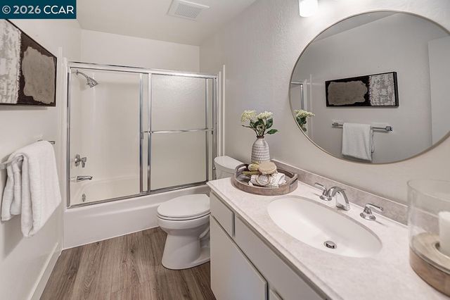 2101 PTARMIGAN DR 2, Walnut Creek, CA 94595