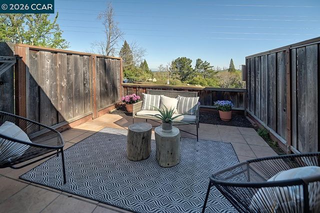 2101 PTARMIGAN DR 2, Walnut Creek, CA 94595