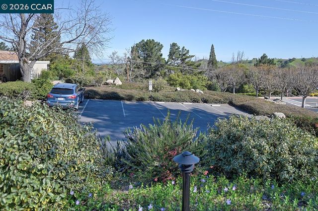 2101 PTARMIGAN DR 2, Walnut Creek, CA 94595