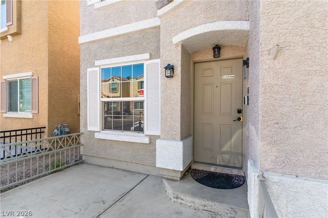 10353 Midseason Mist Street, Las Vegas, NV 89183