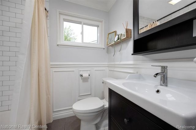 2365 Hamata Street, Ferndale, MI 48220