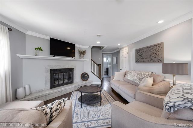 2365 Hamata Street, Ferndale, MI 48220