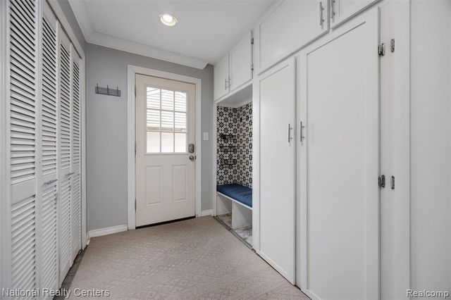 2365 Hamata Street, Ferndale, MI 48220