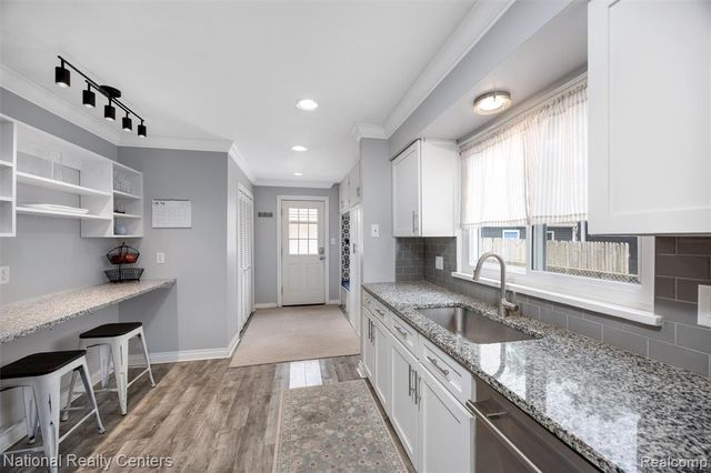 2365 Hamata Street, Ferndale, MI 48220