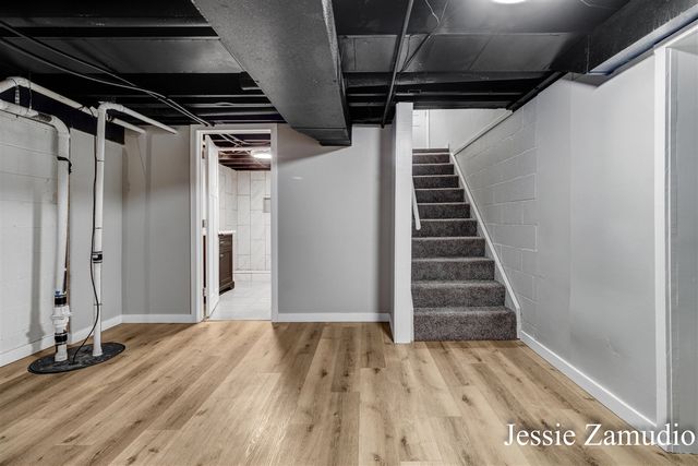 609 SE 60th Street, Kentwood, MI 49548