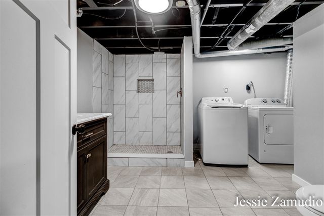 609 SE 60th Street, Kentwood, MI 49548