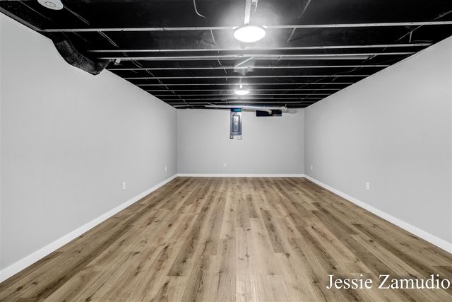 609 SE 60th Street, Kentwood, MI 49548