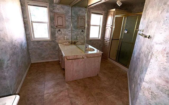266 Quail ST, Meadowlakes, TX 78654
