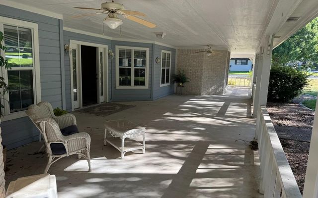 266 Quail ST, Meadowlakes, TX 78654