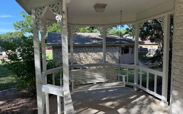 266 Quail ST, Meadowlakes, TX 78654