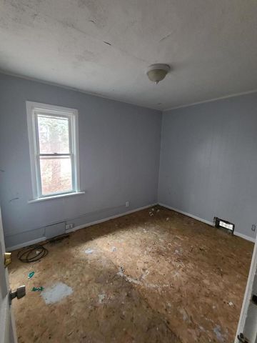 2122 Honore Avenue, North Chicago, IL 60064