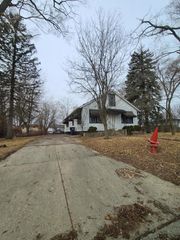 2122 Honore Avenue, North Chicago, IL 60064