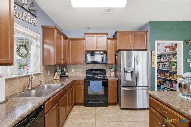 4708 Old Homestead Street, Killeen, TX 76549