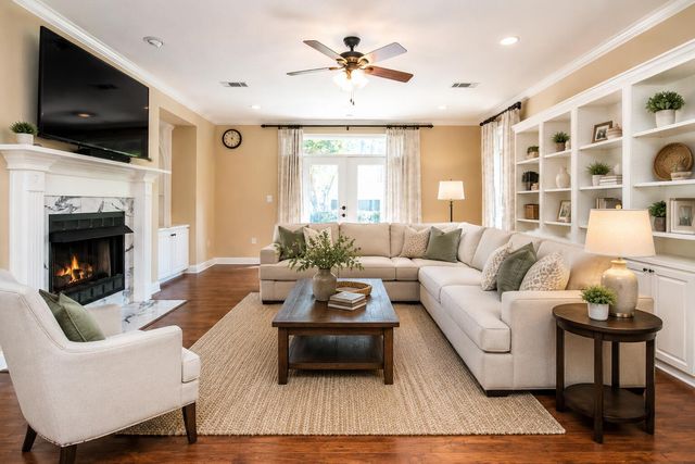 10 Moss Point, Hattiesburg, MS 39402