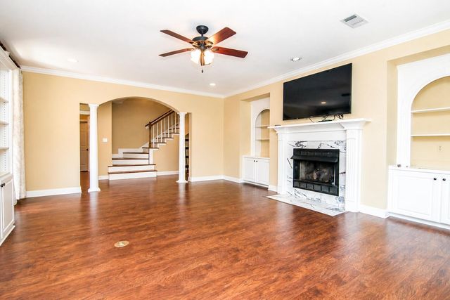 10 Moss Point, Hattiesburg, MS 39402