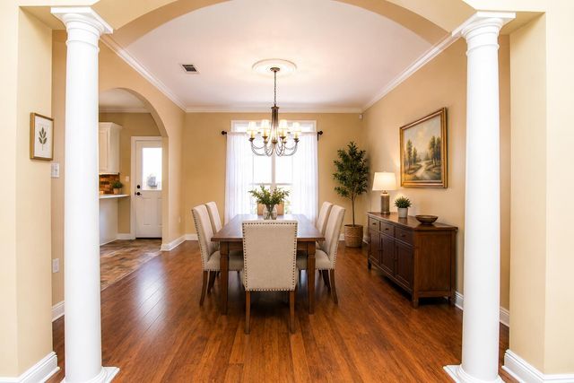 10 Moss Point, Hattiesburg, MS 39402