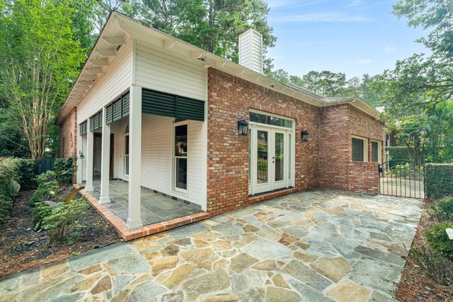 10 Moss Point, Hattiesburg, MS 39402