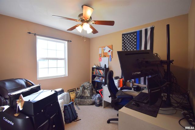 10341 N Puckett Lane, Mt Vernon, IL 62864