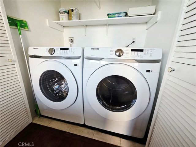 156 S Oak Knoll 209, Pasadena, CA 91101