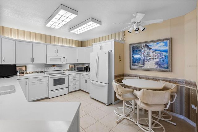 16750 GULF BOULEVARD 414, North Redington Beach, FL 33708