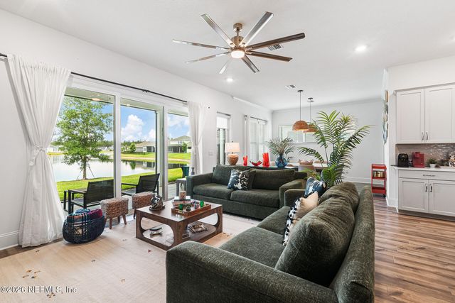 637 NAVIGATORS Road, St. Johns, FL 32259