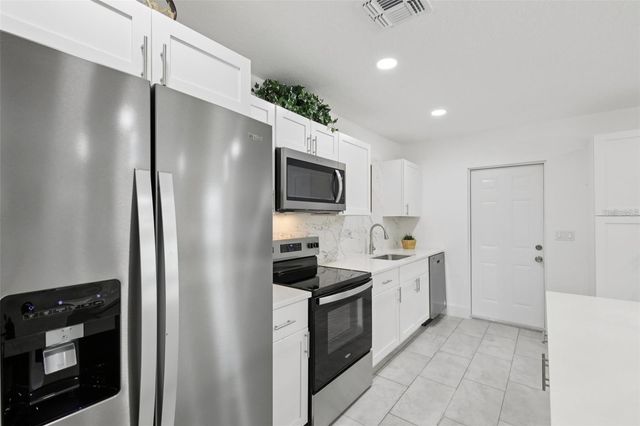 3530 GOODRICH AVENUE, Sarasota, FL 34234