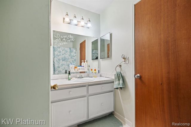 37619 Charter Oaks Boulevard, Clinton Township, MI 48036